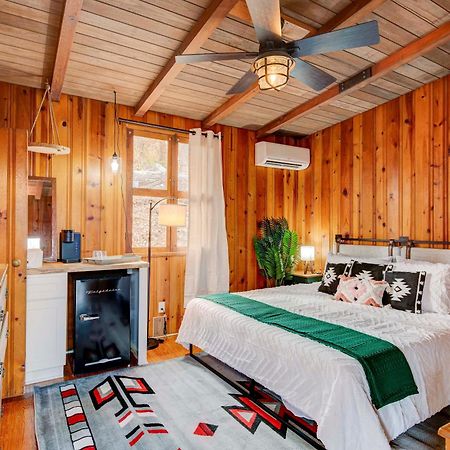 The Furry Lodge Double Ste 2&3 Waynesville Esterno foto